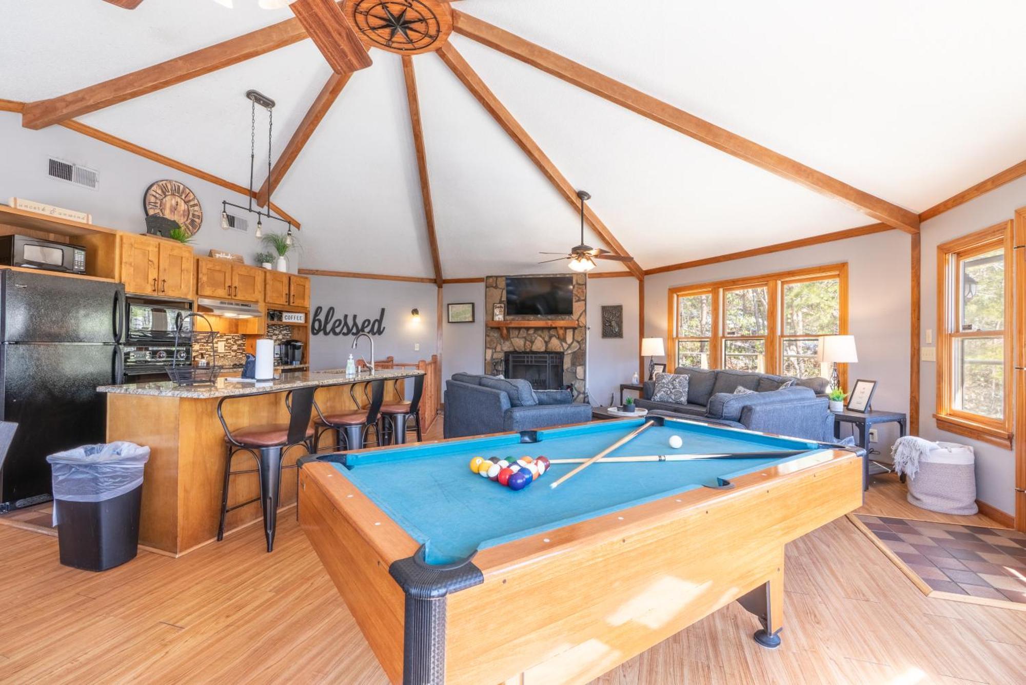 Hawks View Gatlinburg Mountain Cabin Exterior photo